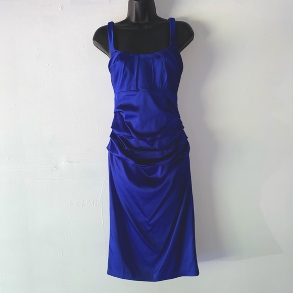 Cute cocktail like blue dress